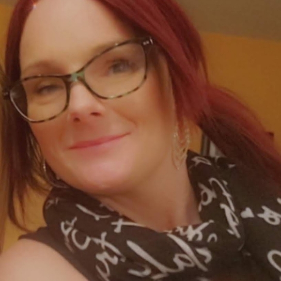 Meet your Posher, Natasha - Picture 2 of 2